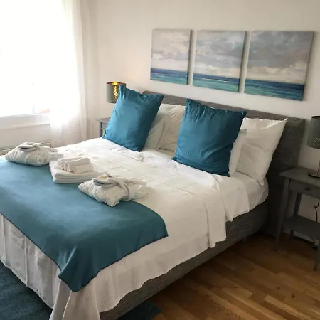 Paradise Lake View Apartment 公寓
